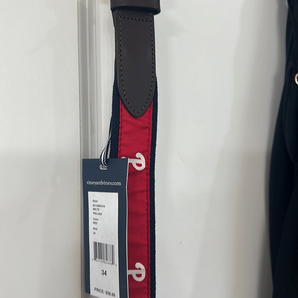 Vineyard Vines Phillies belt